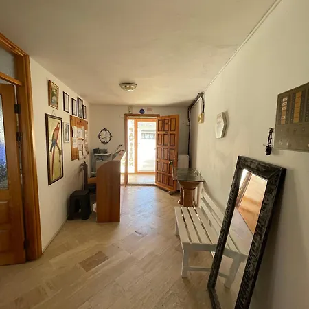 Bedesten Homestay *