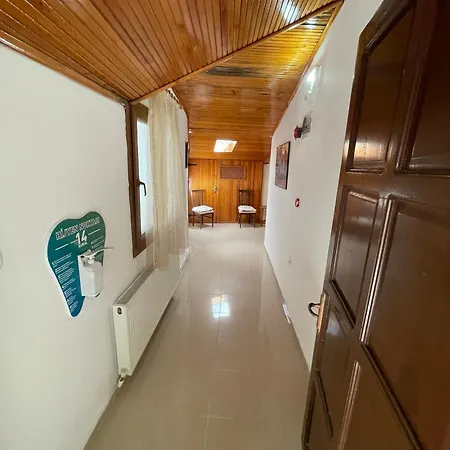 Bedesten Gazde/Camere de închiriat